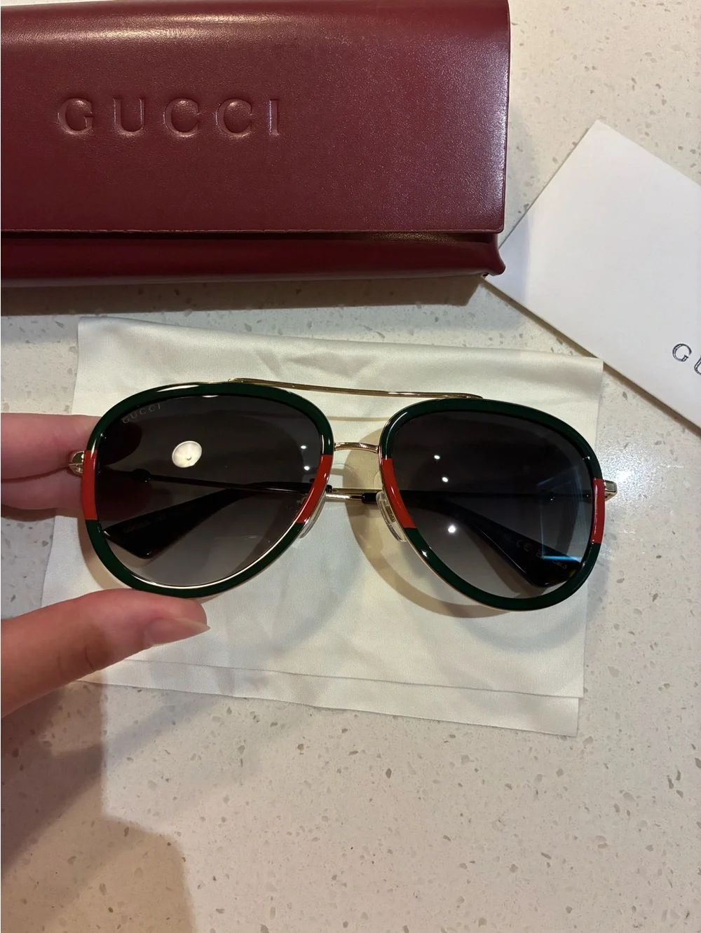 🆕 Gucci Metal Gradient Aviator Sunglasses GG0062S